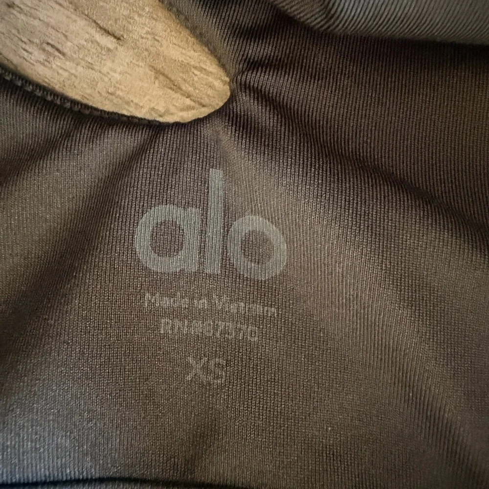 ALO Yoga grey Strappy Cutout Sports Bra